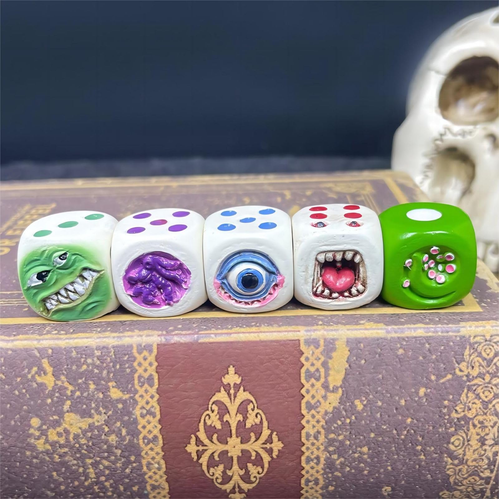 Werewolf: L'Apocalisse - Set di Dadi Personalizzati » NEED GAMES