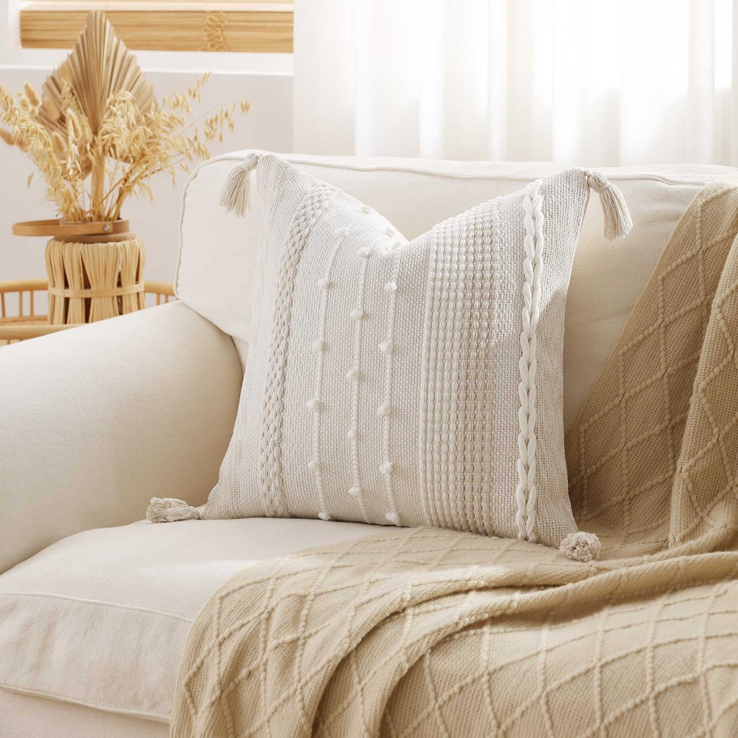 DEZENE Boho Pillow Cover 18x18 Beige - Handmade Woven Textured Throw Pillow Case with Cordings & Tassels, Decorative Accent for Couch Sofa Bed Farmhouse Living Room Bedroom Home Decor