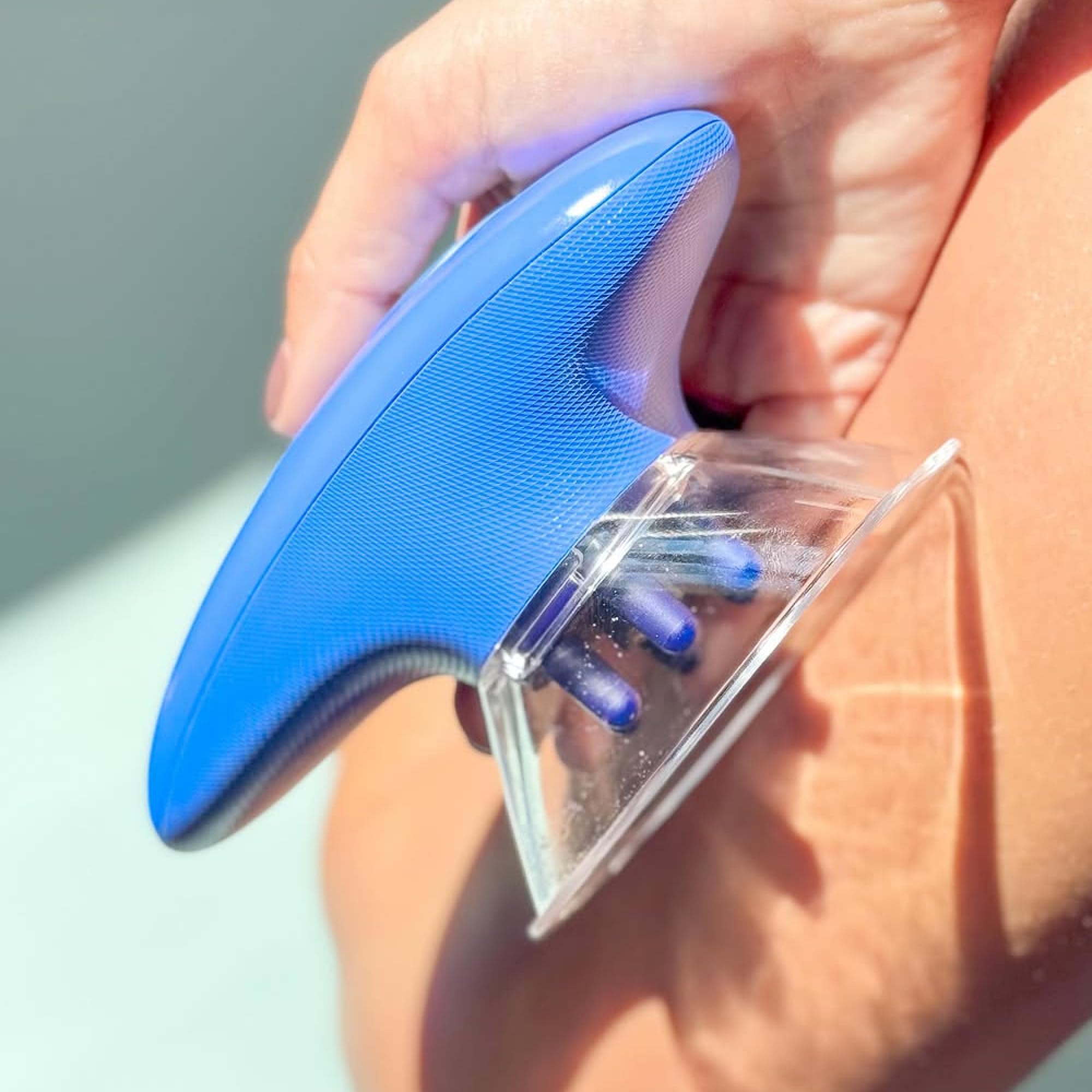 Ventouse Cellulite Électrique Cellublue - L'originale - Palper-rouler automatique, aspiration réglable - Améliore l'apparence de la peau - Marque experte depuis 12 ans - Réduction