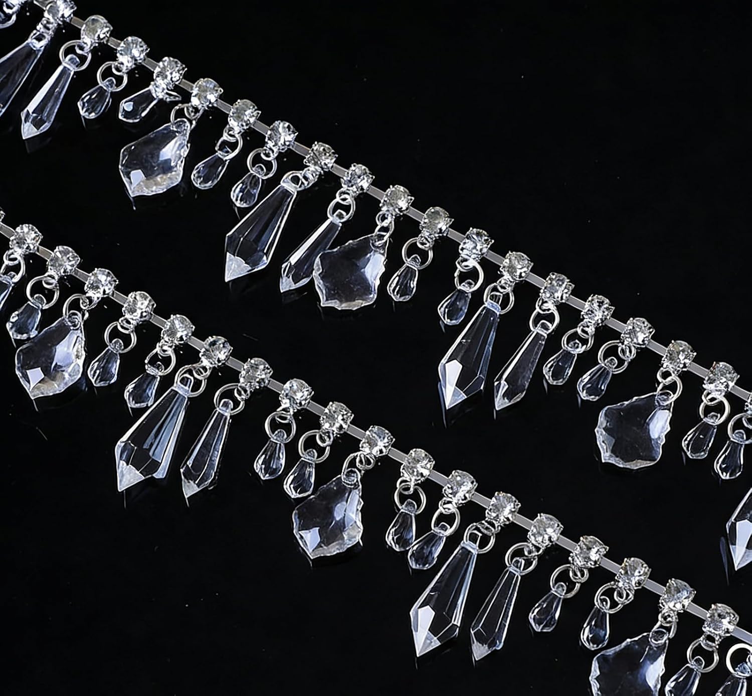 1 Yards Crystal Pendant Fringe Trim, Glass Rhinestone Beaded Fringe Trim Water Drop Crystal Pendant Chain for Sewing Crafts Dress Clothing Accessories DIY Decoration