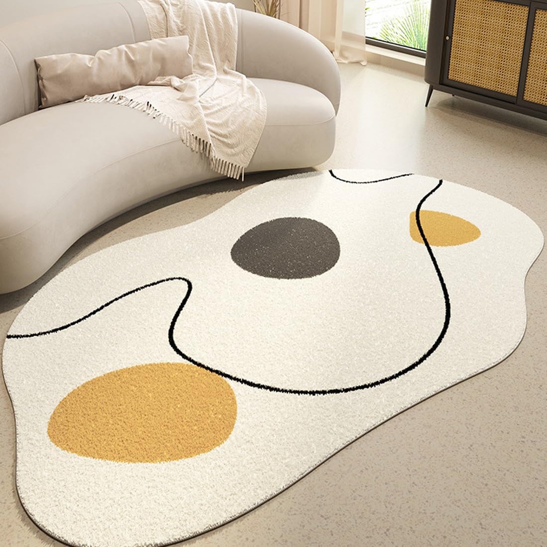 Tapis en fausse laine douce de forme irrégulière motif abstrait salon