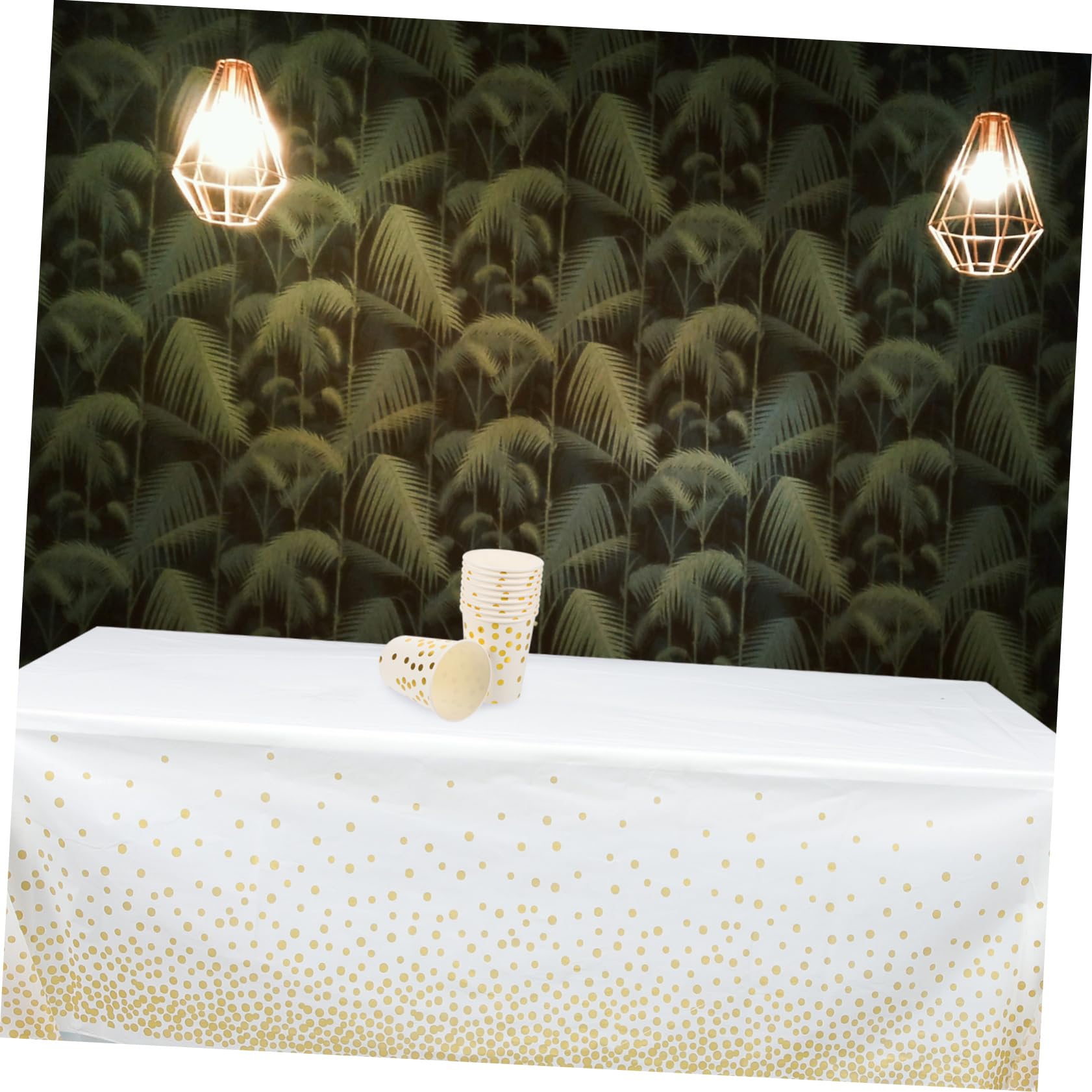 PRETYZOOM 1 Set Disposable Tableware Fruit Dish Dots Tablecloth Disposable Dinnerware New Year Tableware Kits Party Food Plate Party Tableware Party Plates Table Cloth Paper Napkin