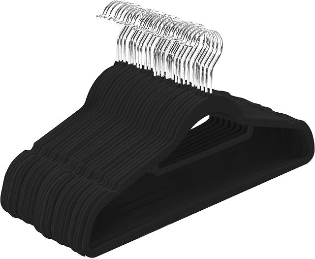 Utopia Home Premium Non-Slip Velvet Hangers [Set of 50] (42cm)  Heavy Duty Velvet Suit Hangers with Tie Bar, 360 degree rotatory hook  Space saving, sturdy to hold Jacket, Jumper & Pullover (Black)