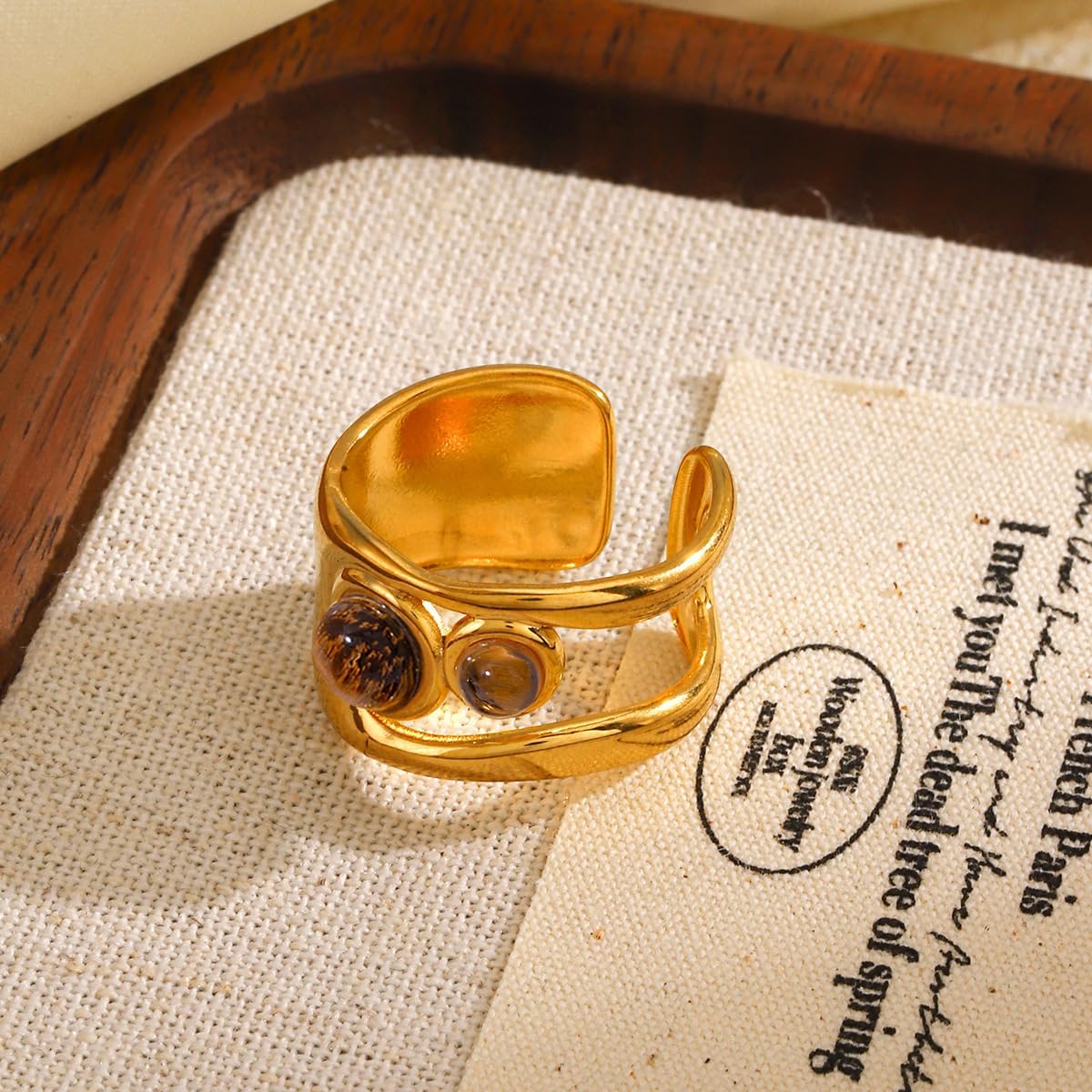 Western Captivating Tiger's Eye Stone Ring,Solitaire 8 * 10mm Oval Cut Gemstone 18K Gold Plated Stack 13mm Wide Ribbed Texture Band Statement Ring for Women - Image 7