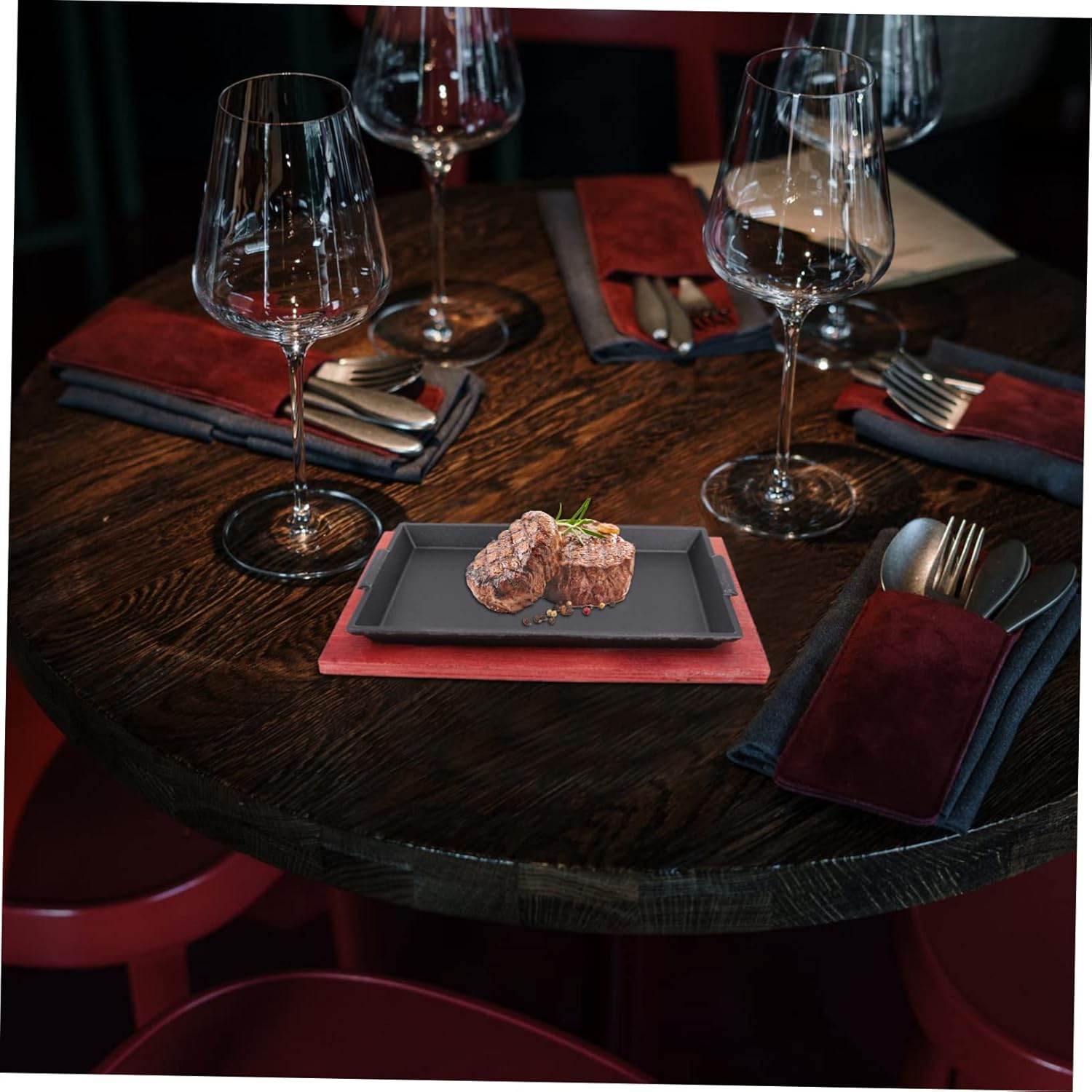 VOSAREA Cast Iron Round Frying Pan for BBQ and Teppanyaki Non-Stick Grill Cookware Suitable for Induction Cookers for Outdoor Cooking and Grilling