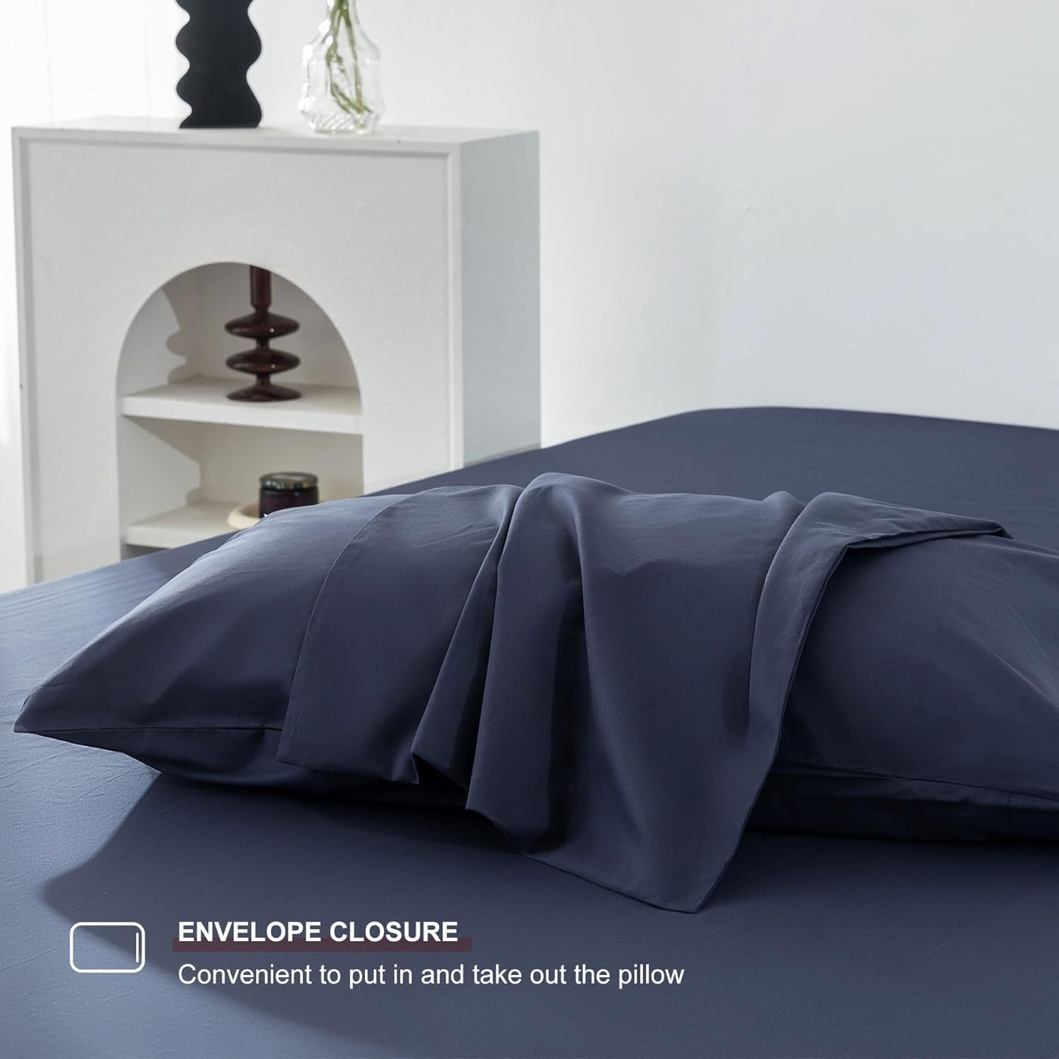 Levoo 100% Cotton Sheets Cal King Size Set 18"-24" Extra Deep Pocket Cal King Sheets Set Soft Breathable 4Pcs Bed Sheets with 1 Flat Sheet, 1 Fitted Sheet, 2 Pillowcases (Cal King, Navy Blue)