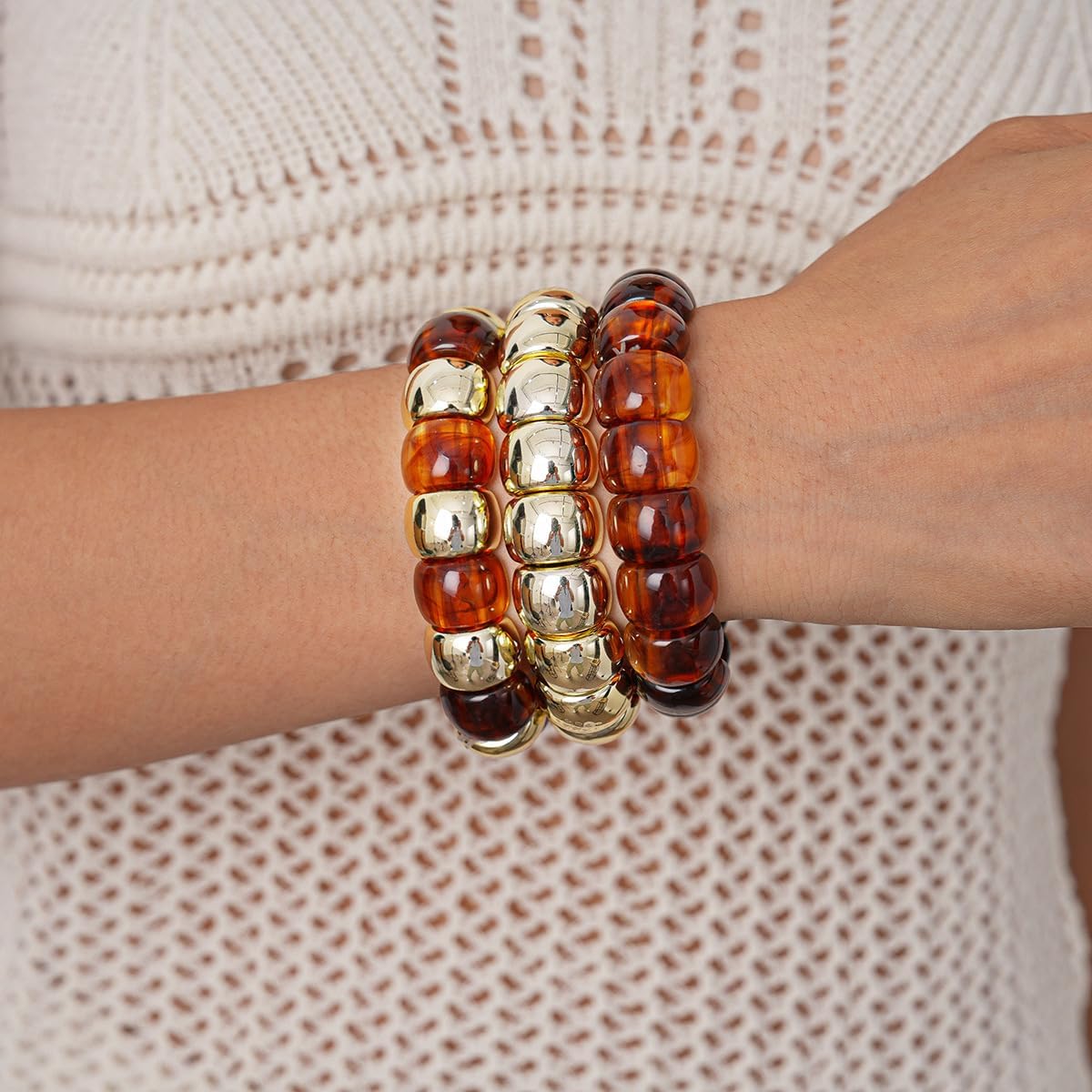 Chunky Beaded Acrylic Bracelets for Women Boho Gold Acrylic Beads Stackable Stretch Adjustable Bracelet Fashion Jewelry