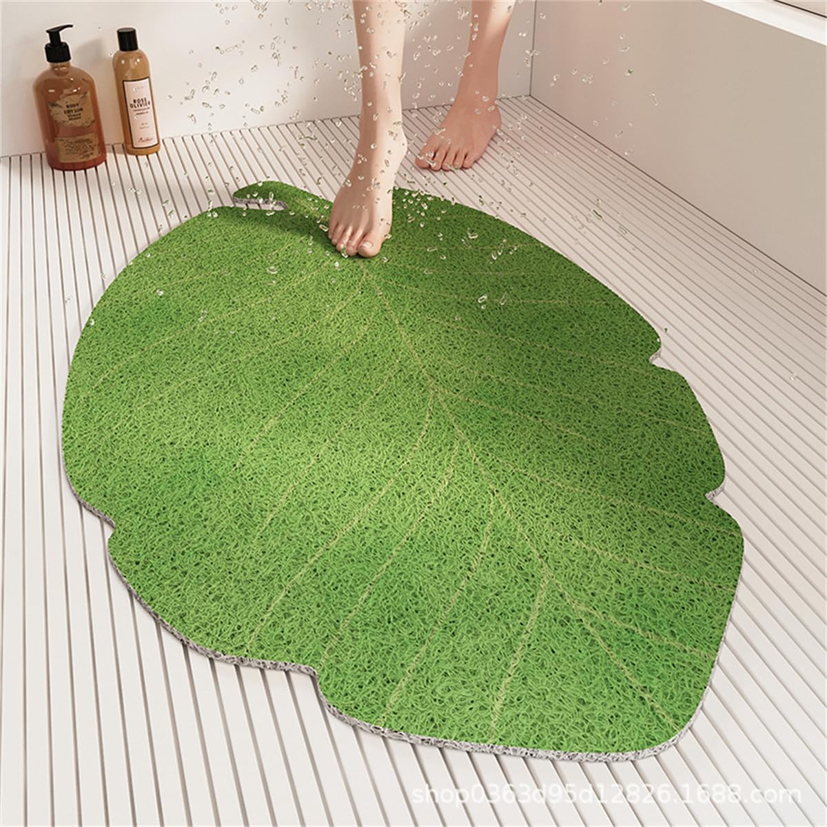 Surwin Bath Mat Non Slip Shower Mats, Soft Rubber Loofah Bathtub Mat for Inside Shower Bathroom Bathtub Bath Tub Floor, Green prints Anti Slip Quick Dry (Green leaves,40x60cm)