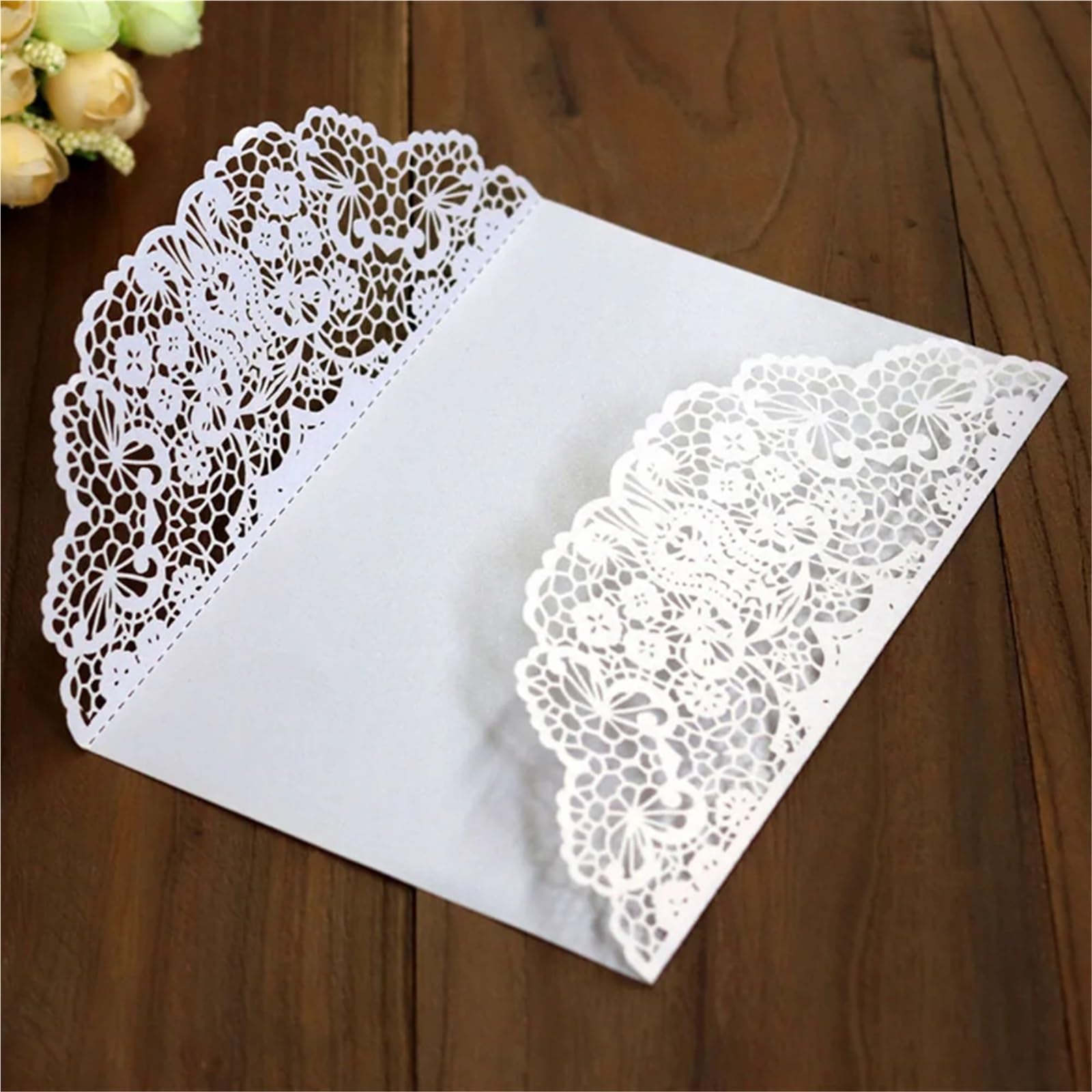 Hochzeitseinladungen Karte 10 Stücke Hochzeitseinladungen Kartenhülle Laser Cut Weiß Gold Retro Grußkarte Hochzeit Geburtstag Party Supplies
