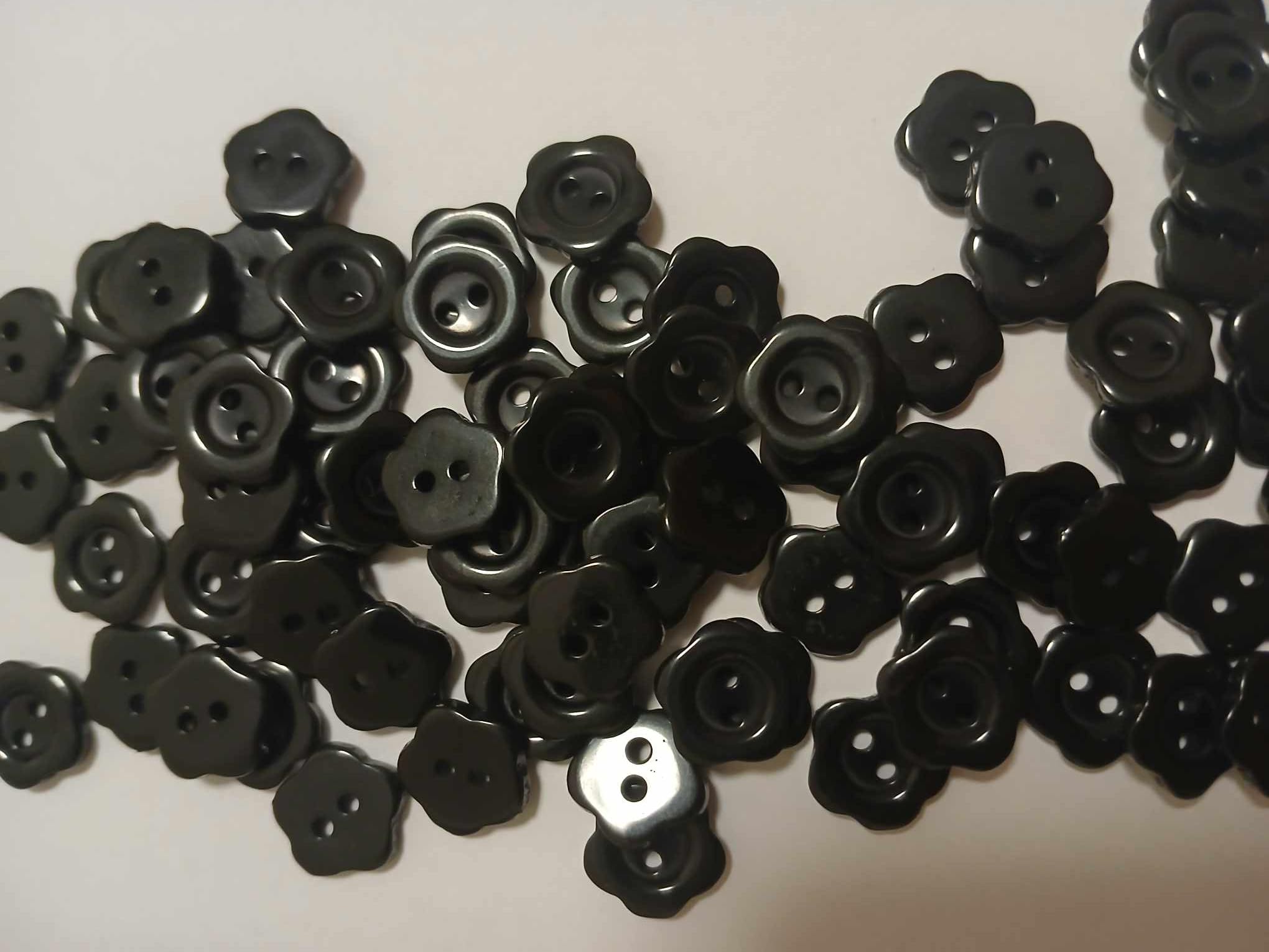 BEUNITONE 50 bottoni a forma di fiore per cucito, 12 mm