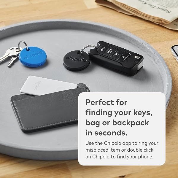Chipolo Bundle - 2 x One & 1 x Card - Trouveur de clés et Portefeuilles, Suivi Bluetooth pour clés, Fonctions Premium gratuites, Fonctionne avec l'application Chipolo (Compatible avec iOS et Android) - 2