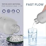 32oz Bouteille d'eau quotidienne avec marqueur de temps, en plastique Tritan réutilisable BPA Jug d'eau durable étanche, 1 Liter (1000ml) Bouteille de boisson de mode congelée pour le travail, bureau, maison, école, voyage, gymnastique et de plein air (32oz/1000ml, Blanc avec sangle)