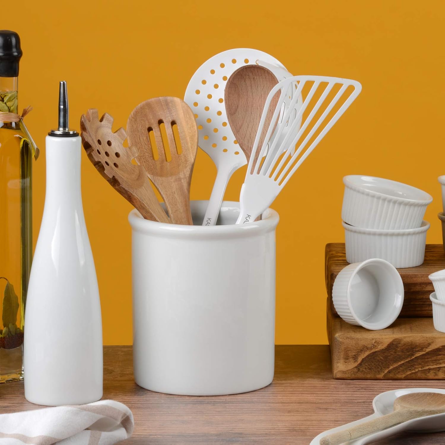 BIA Cordon Bleu 60-Ounce Utensil Crock, White