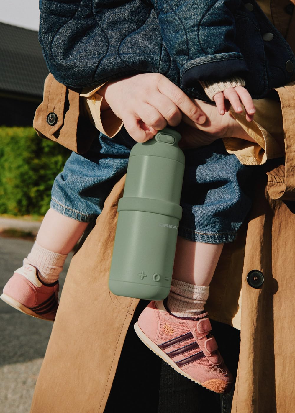 CREATE/BABY PORTABLE MILK WARMER/Termo calentador de leche y agua para biberones verde sage/Selector de temperatura, para leche materna y de fórmula, capacidad de 310 ml, libre BPA/PFOA, 35W