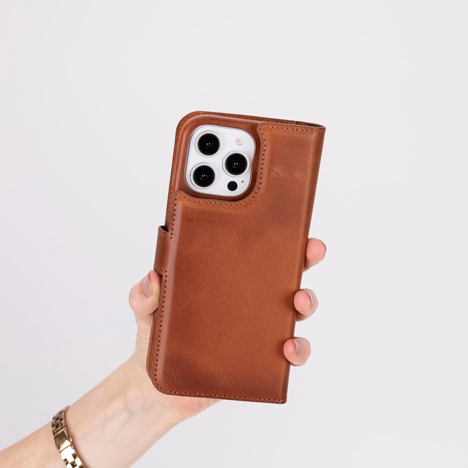 Venito Florence for iPhone 16 Pro Max Wallet Case | Luxury Handcrafted Premium Leather 2 in 1 Wallet, Detachable Non-Magnetic Flip Cover, Drop/Impact Protection with Camera Cover, 6.9" Antique Brown