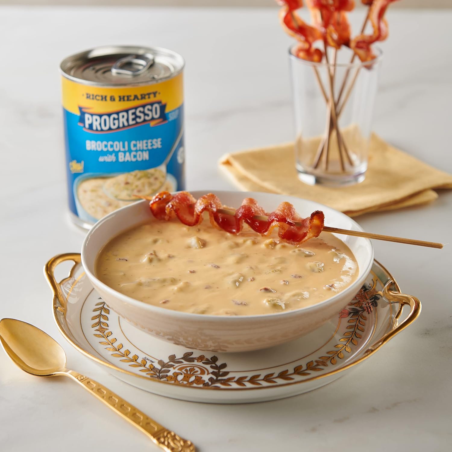 Progresso Rich & Hearty, Broccoli Cheese with Bacon Soup, Gluten Free, 12 Cans, 18 oz