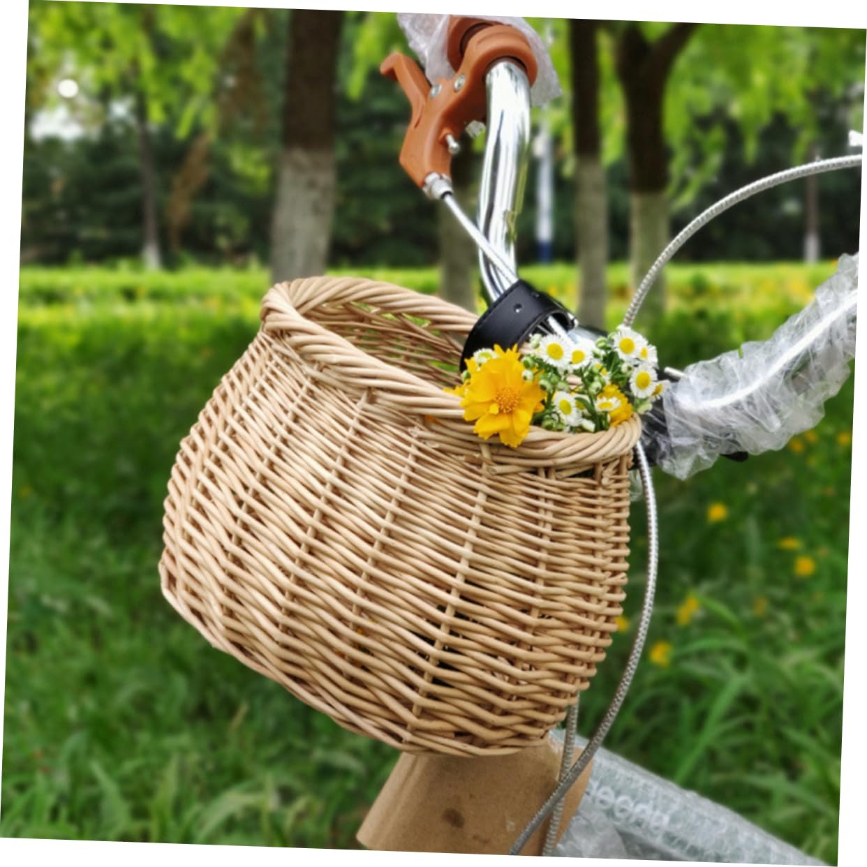KICHOUSE 1Pc Woven Rattan Bike Front Basket for Wood Wicker Storage Basket for Boys Bikes for Fishing and Outdoor Adventures