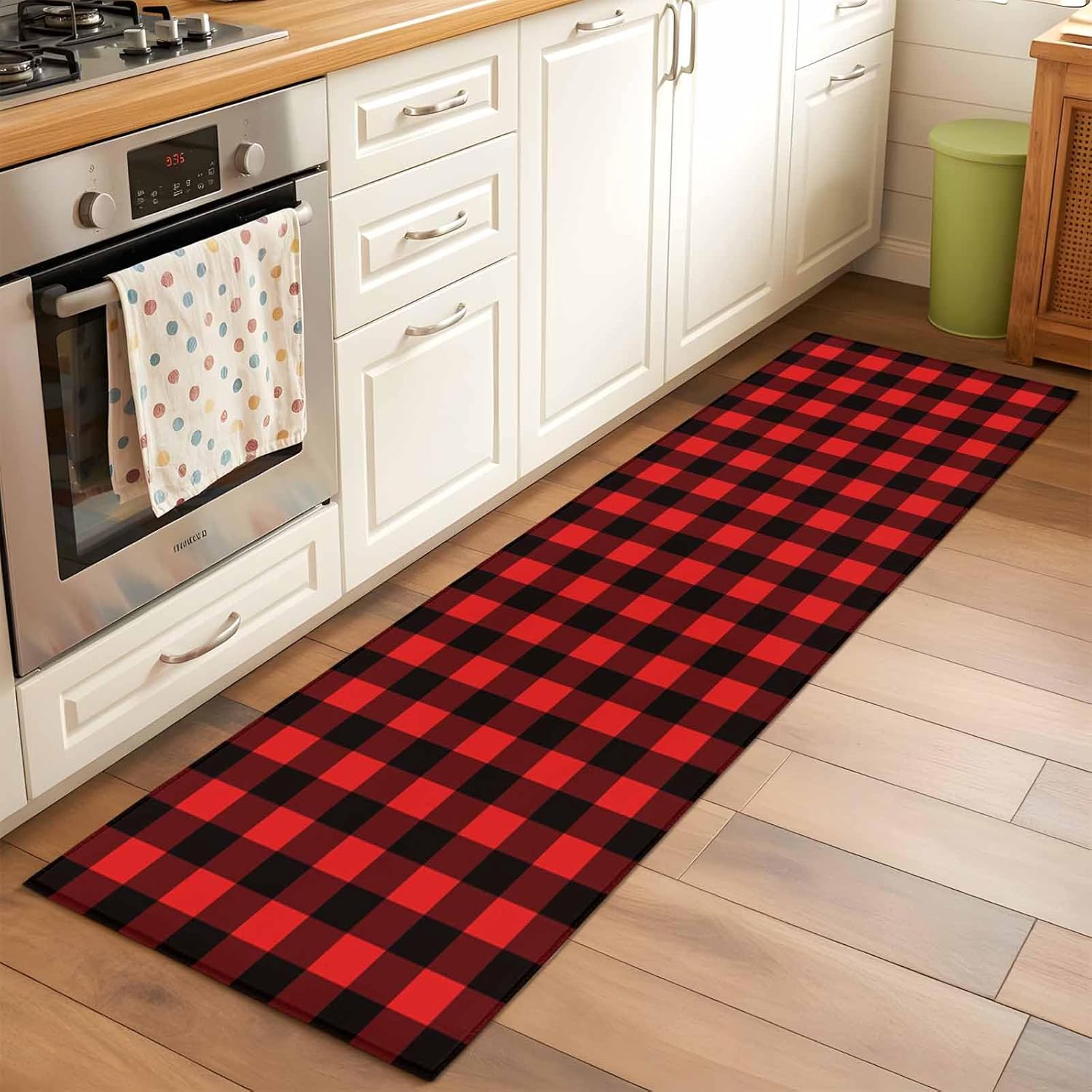 DecorLovee Runner Rug 2'x6', Black Red Plaid Washable Non-Slip Hallway Runner Rugs, Vintage Rustic Buffalo Checked Gingham Bedside Rugs Floor Mats Carpet Runners for Kitchen Bathroom Laundry Room