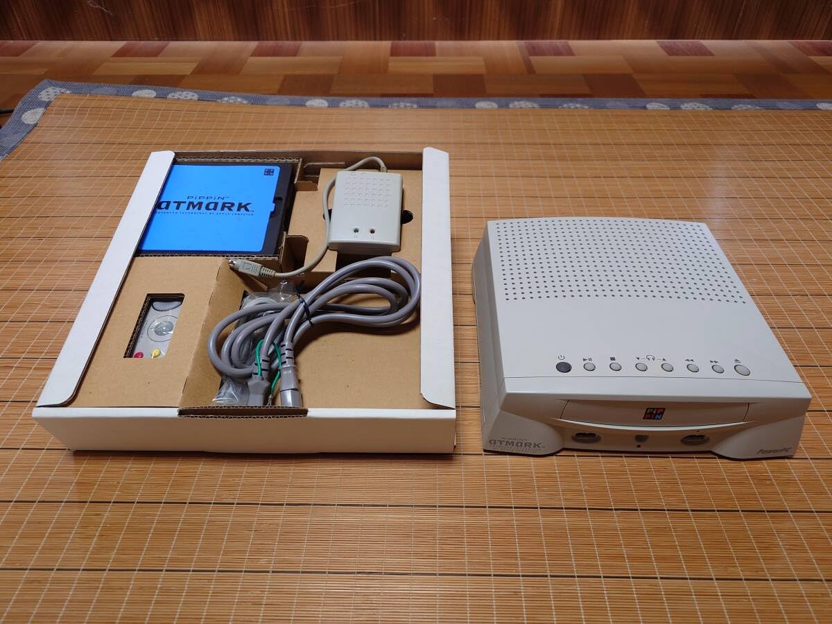 Amazon.co.jp: ゲーム機ピピンアットマーク Pippin atmark Apple 2台＋ 
