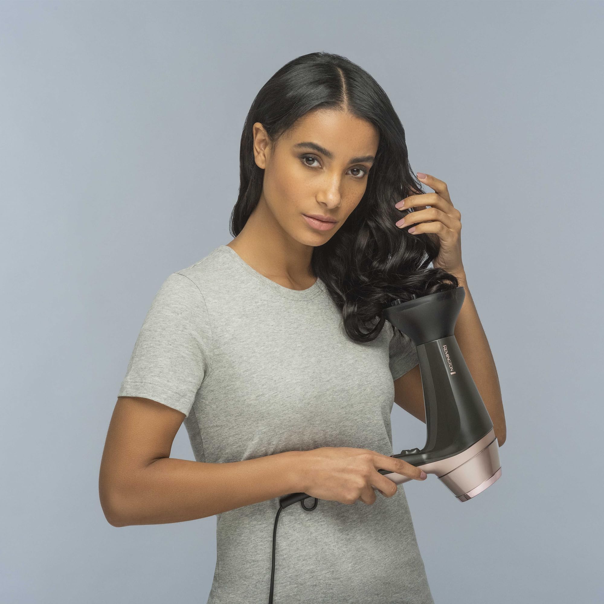 Remington Sèche-cheveux Ionique [Multifonction: boucle, ondule, lisse] Curl&Straight (2200W, 3 températures/ 2 vitesses, concentrateur incurvé unique, brosse à coiffer 45mm, accessoires) D5707