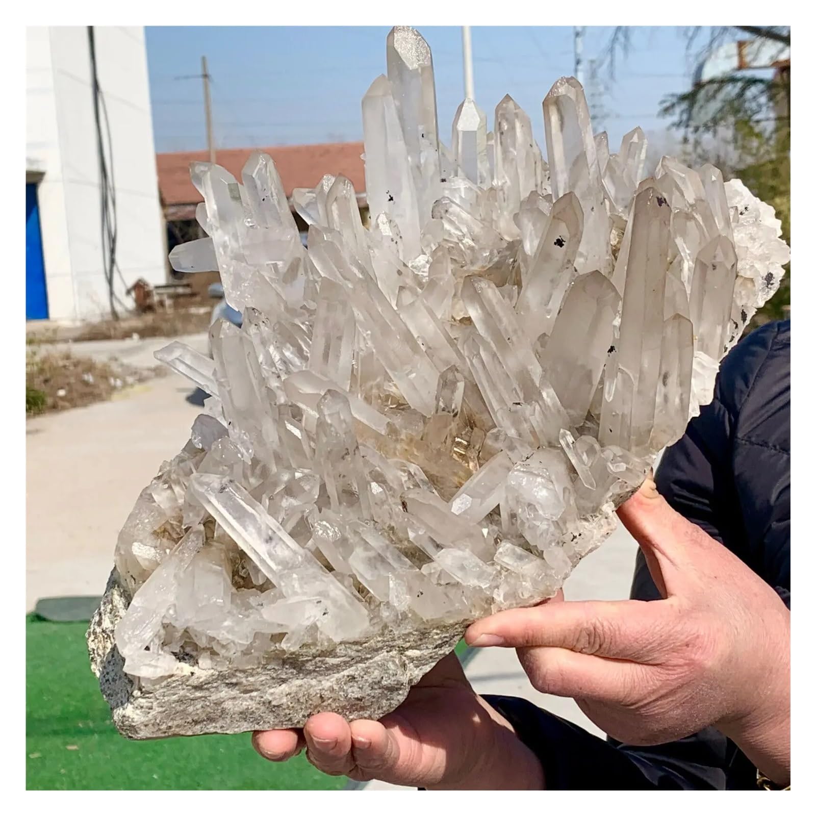 Amas de cristaux de quartz blanc d'exception, véritable spécimen rare