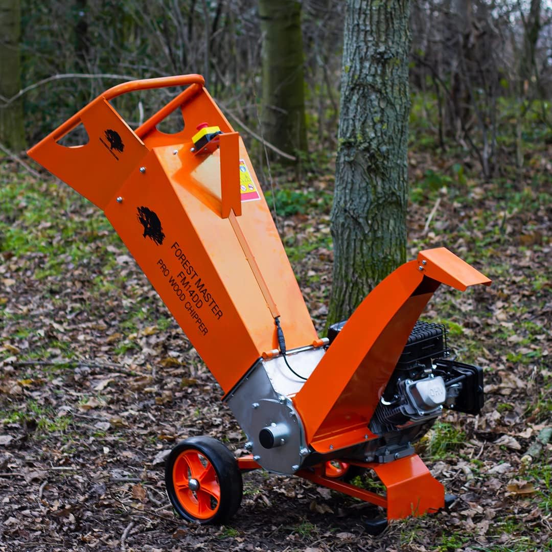 Forest Master FM14DD Professional Electric Start Garden Direct Drive 14HP 460cc 4 tempi Benzina Chipper/Shredder Chip fino a 4 pollici (100mm) Diametro.
