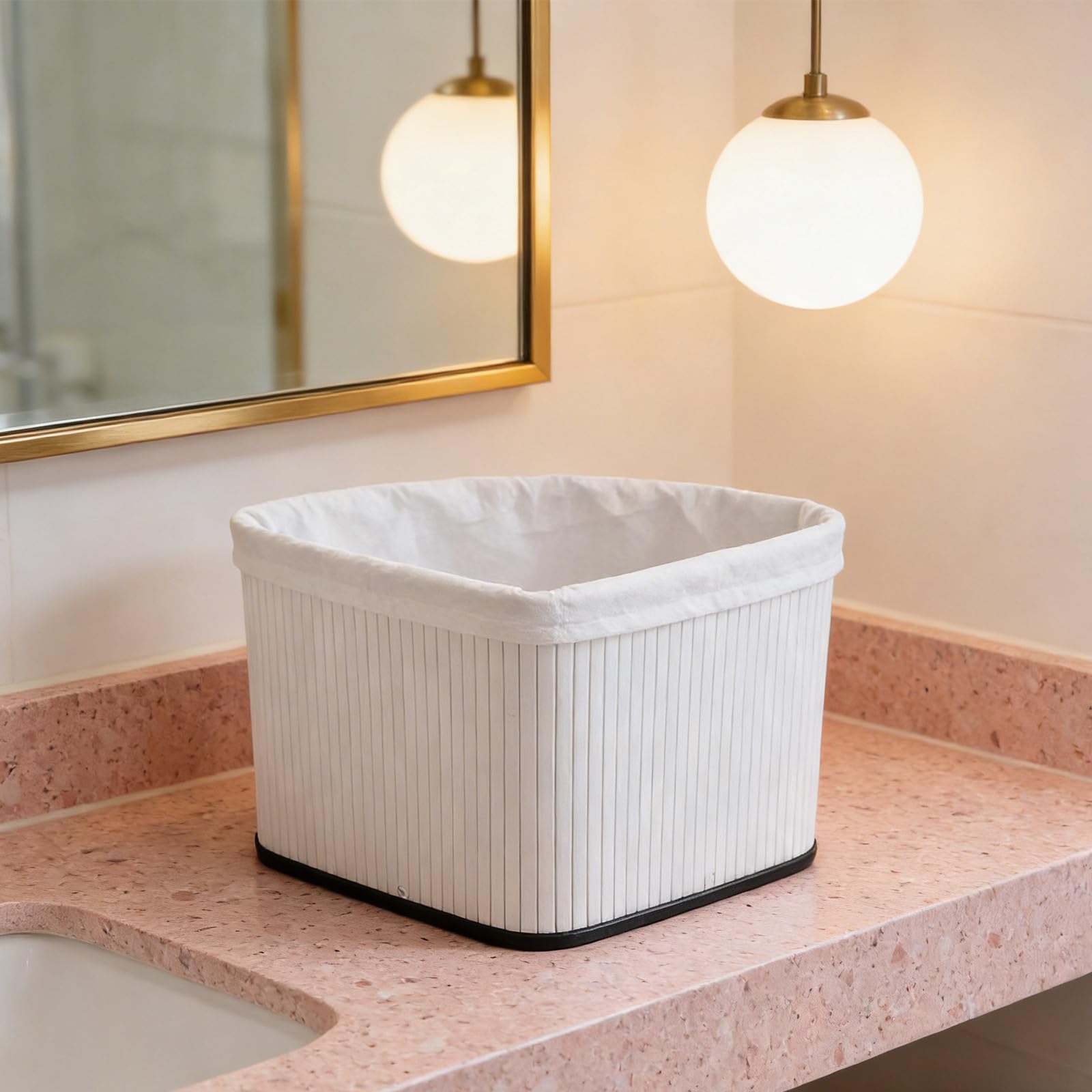 HEMOTON Cestino Triangolare in Bambù Bianco con Rivestimento, Organizer Angolare Salvaspazio per Cucina e Bagno, Scatola Portaoggetti Resistente