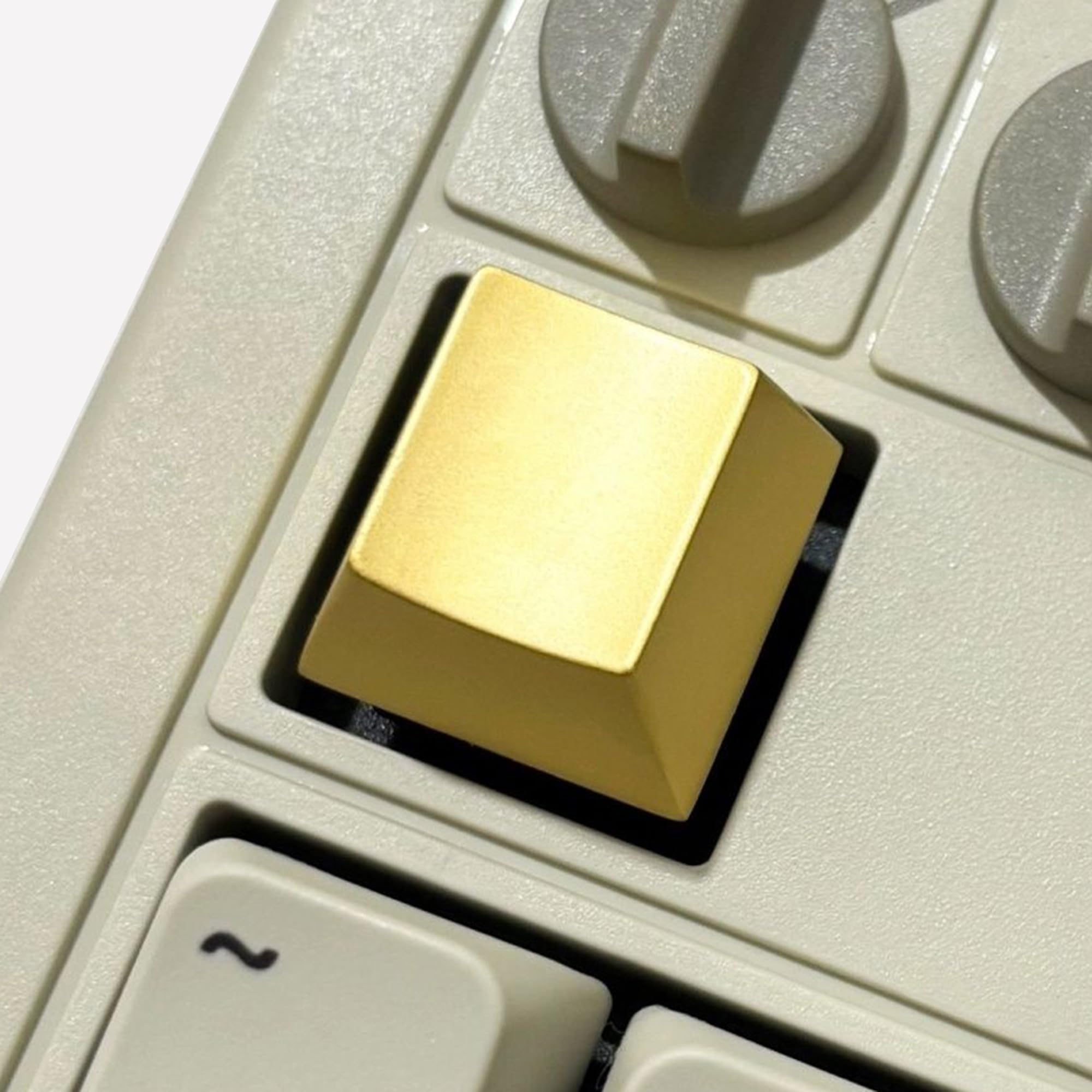 Amazon.co.jp: Mechkeeb Metal Escキーキャップ、R4亜鉛-アルミニウム