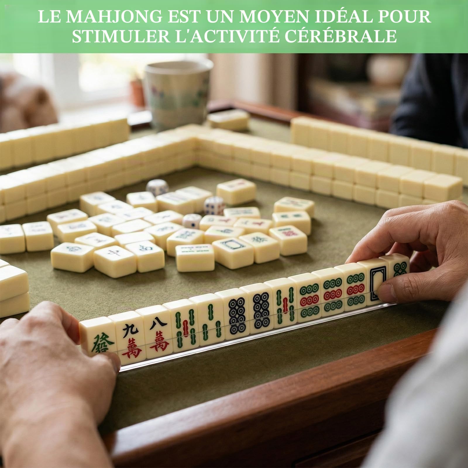 Mini Jeu de Mahjong 24mm, Jeu de société Portable Traditionnel avec 144 tuiles, 4 chevalets et 2 dés, Jeu de Voyage Compact et Tactique pour Adultes (Blanc Ivoire)