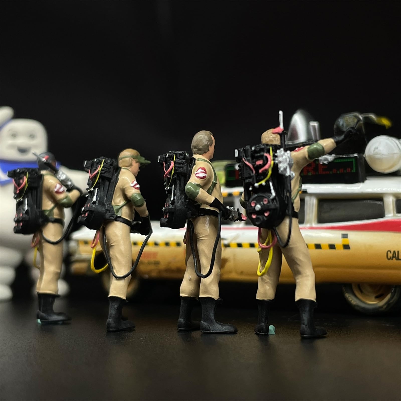Amazon.co.jp: 「ゴーストバスターズ」1/64 フィギュア