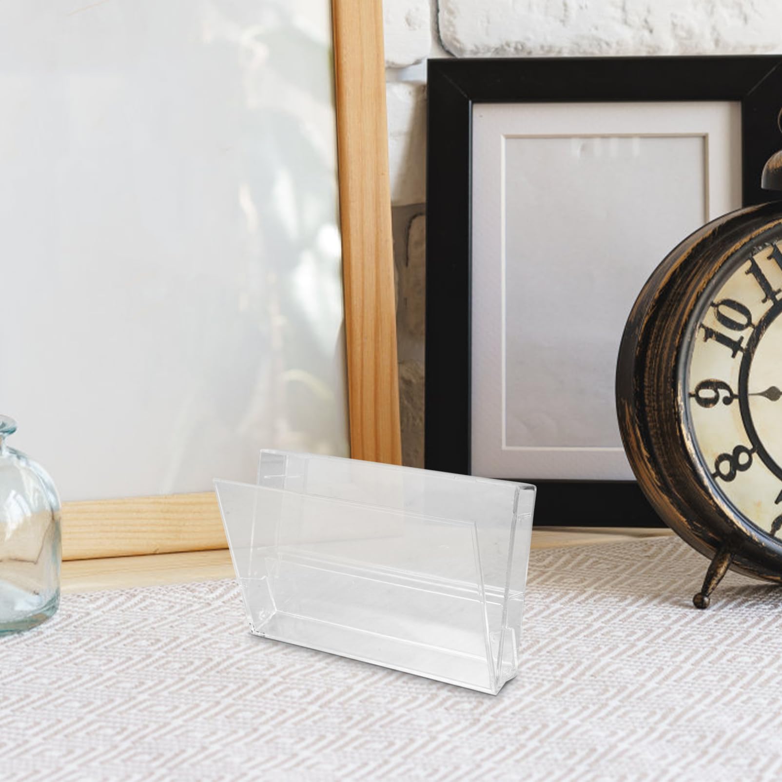 ERINGOGO 5pcs Clear Cassette Tape Storage Box Plastic Holder for Audio Tapes Vintage Design for Collectors and Enthusiasts Secure Fit and Versatile Use