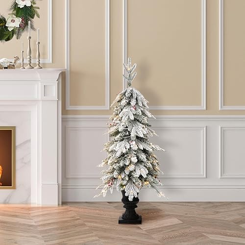 Miniatura 3 de Glitzhome Árbol de Navidad artificial de abeto flocado preiluminado de 4 pies con 100 luces blancas cálidas y bayas rojas, juego de 2