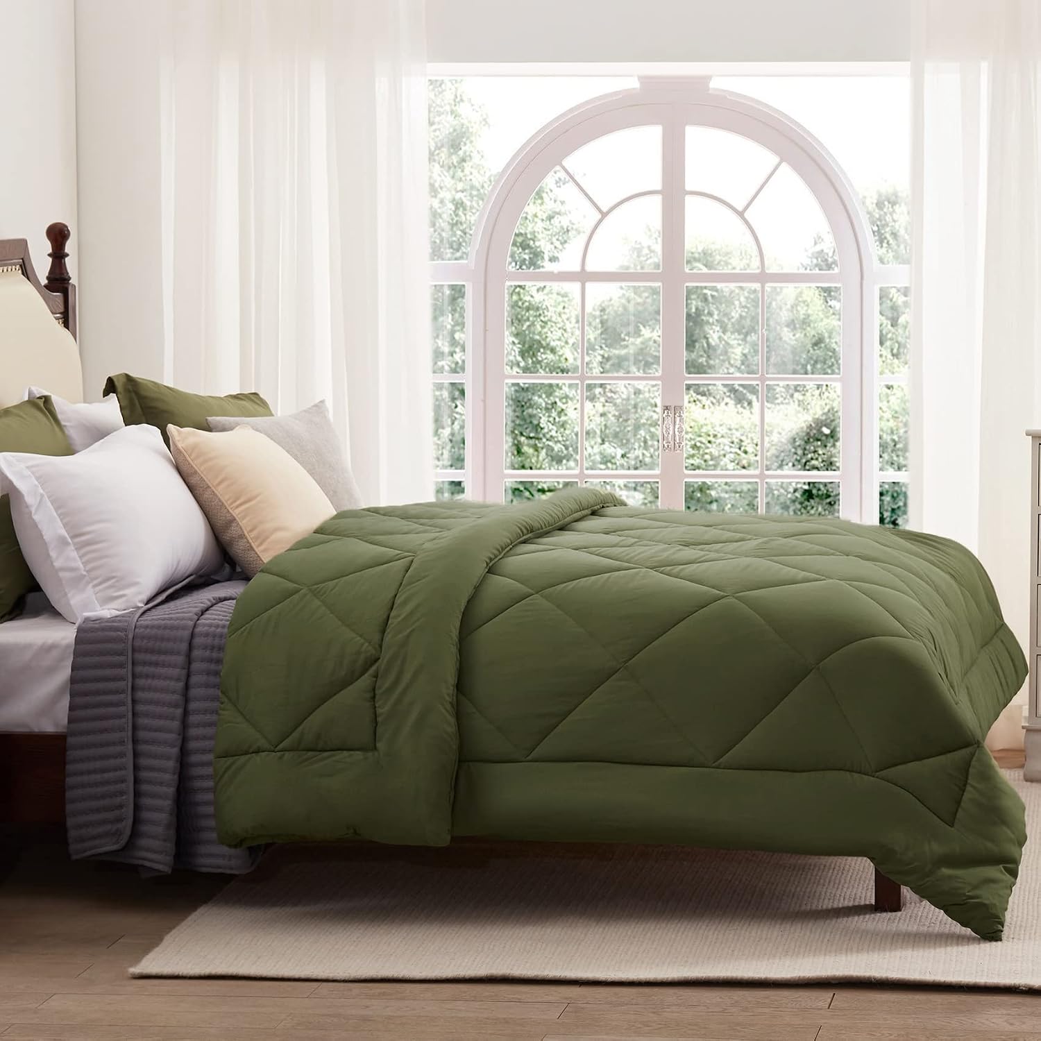 Western Home Queen Comforter Set -Lightweight Down Alternative Bed Comforter with 2 Pillow Shams, Quilted Microfiber Queen Size Bedding Comforter Sets All Season (Olive Green, 88x88 inches, 3 Pieces)