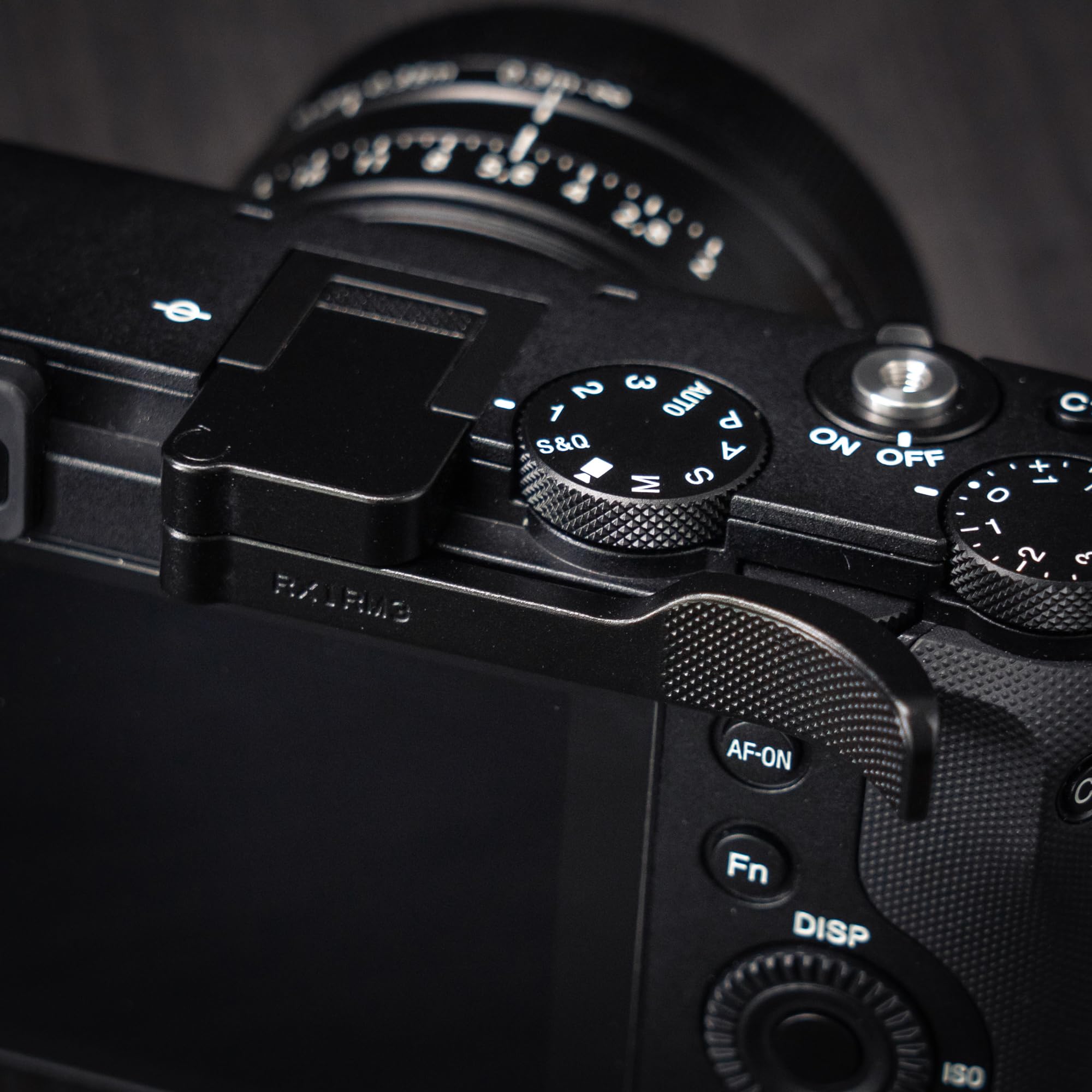 ソニー SONY DSC-RX1RM3 用 ハンドグリップ Amazon | Iborrys 親指アップ グリップ 、対応 Sony ソニー DSC