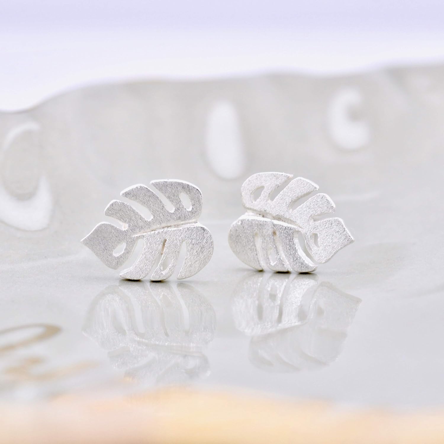 Monstera Leaf Stud Earrings in Sterling Silver 925 - Image 7