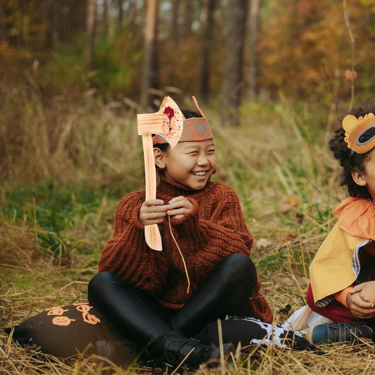Holzoptik Beil Axt Requisiten: Halloween Axt Spielzeug Holzfäller Kostüm Requisiten 3 Stück Gefälschte Holzäxte Handaxt Theater Requisiten Gruselige Horror Spielzeug Lieferungen