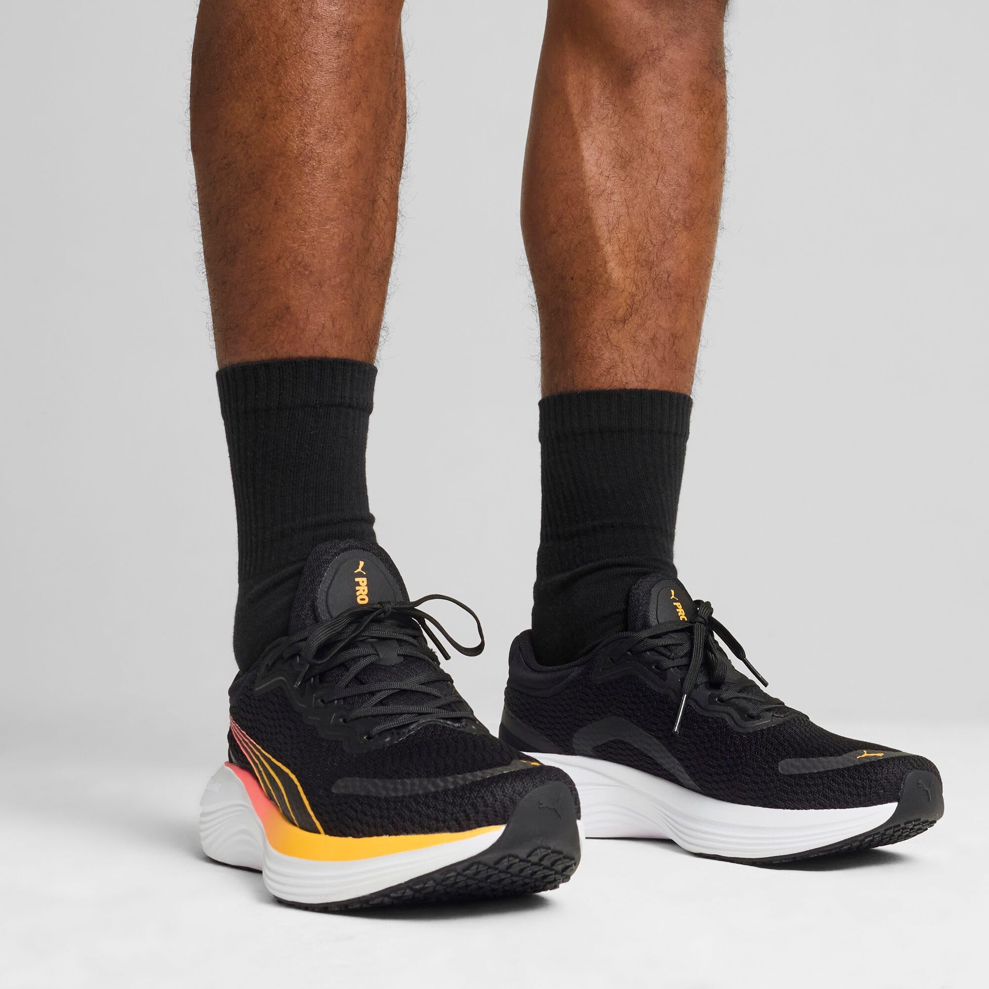 PUMA Unisex Scend Pro Straßen-Laufschuh