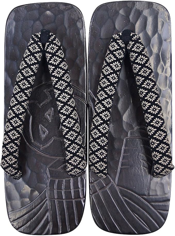 Amazon Co Jp 下駄 メンズ 高級 お洒落桐 げた 鎌倉彫り 印伝鼻緒 鼻緒花菱 纏い柄 シューズ バッグ