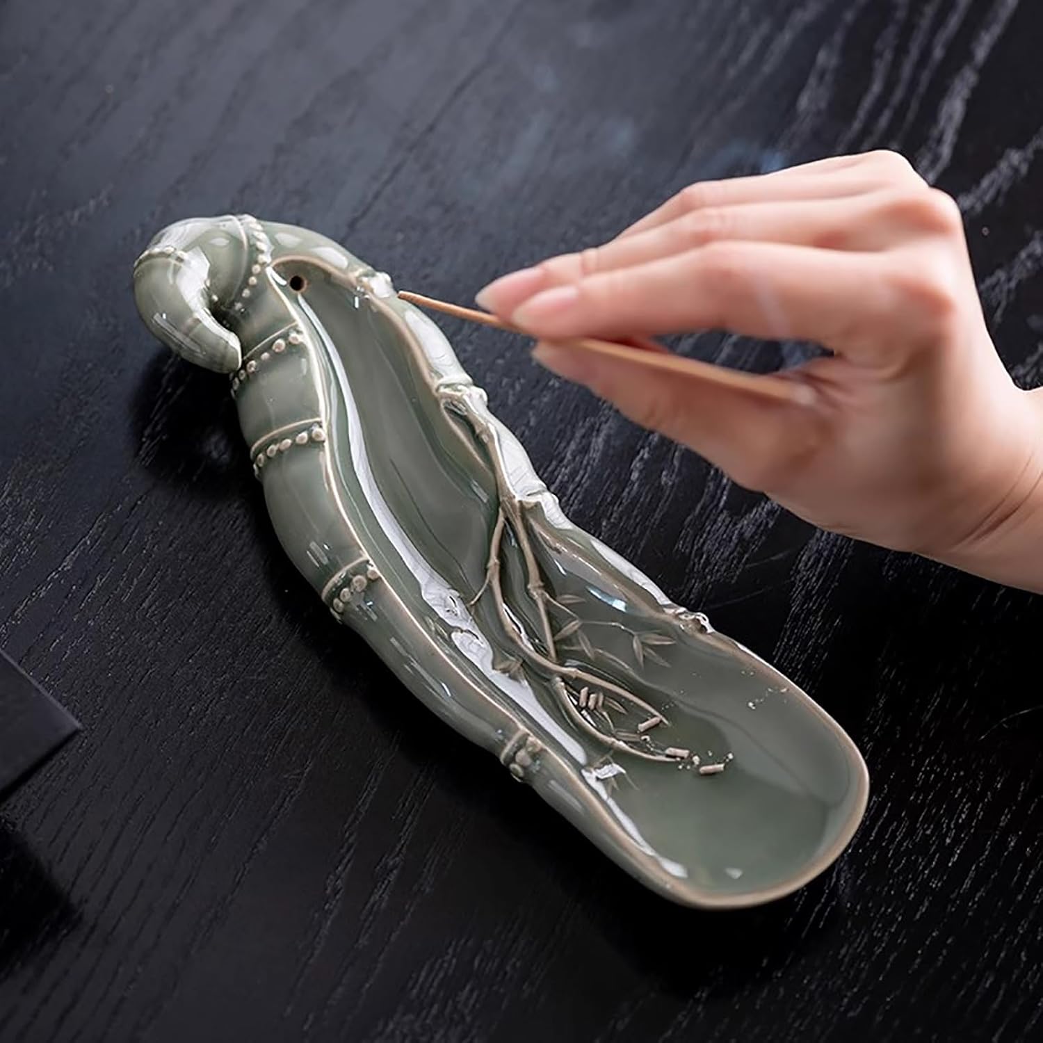 Incense Holder Creative Incense Stick Ceramic Incense Burner Ornaments Incense Holder for Yoga, Home, Office