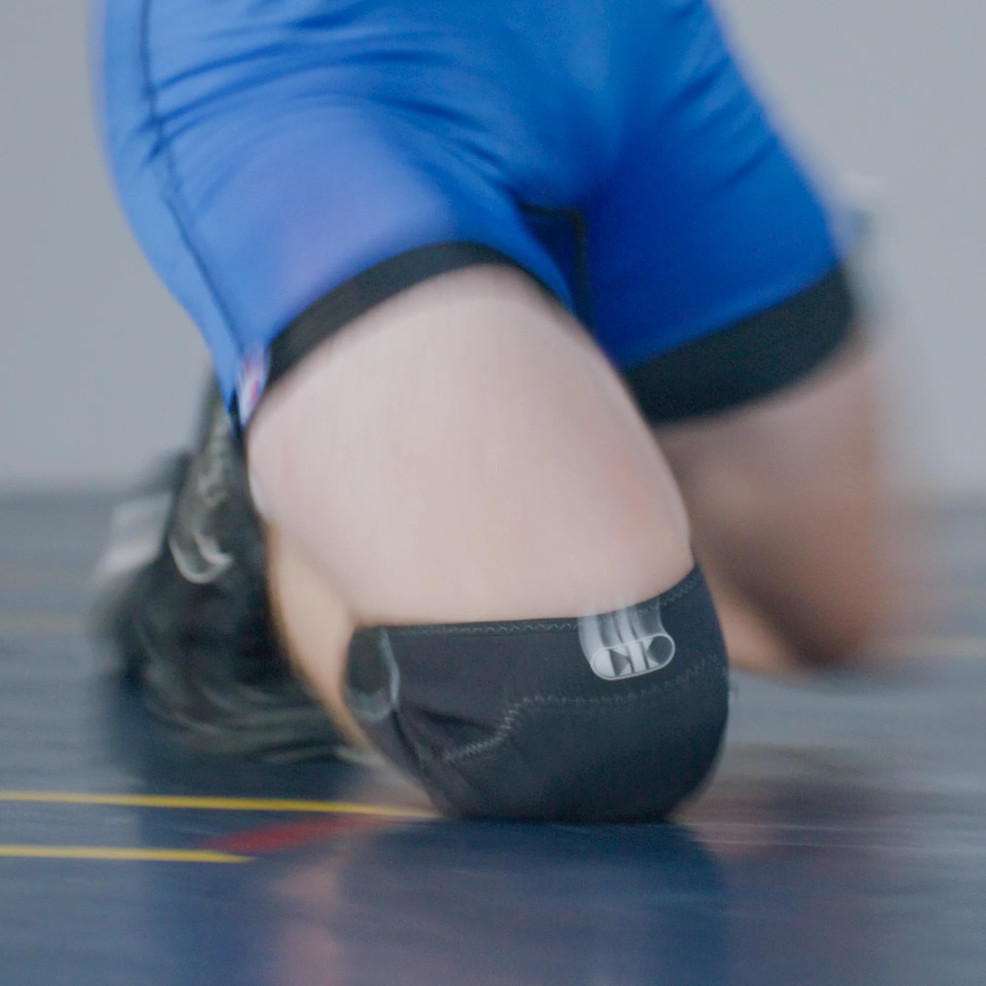 Cliff Keen Wraptor 2.0 Lycra Wrestling Knee Pad - SIZE: M, COLOR: Black