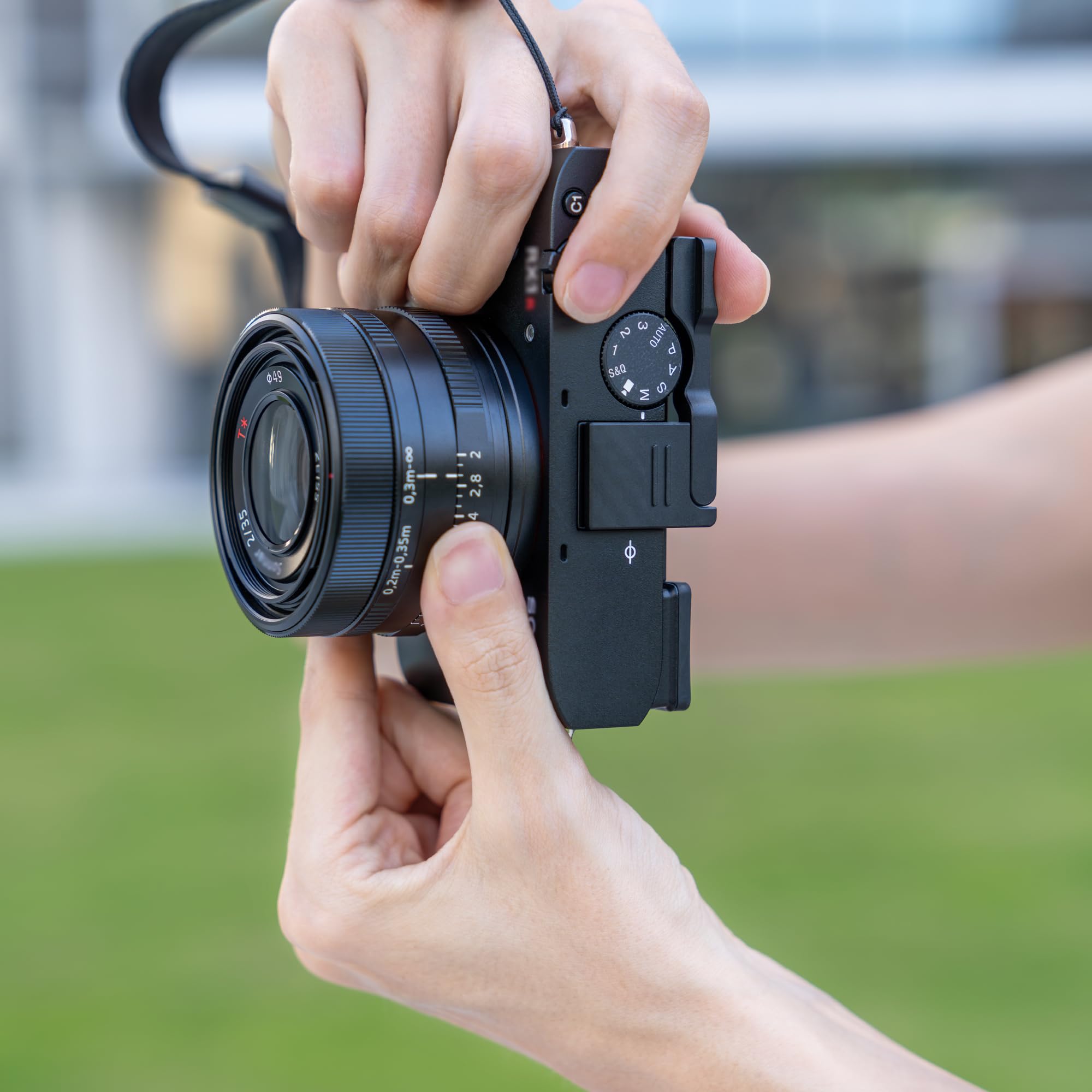 Amazon | JJC Sony用 RX1R III 専用折りたたみ式 サムグリップ 