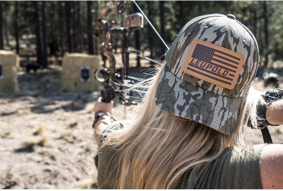 Leupold Leather Flag Trucker Bottomland Camo/Green (172600)