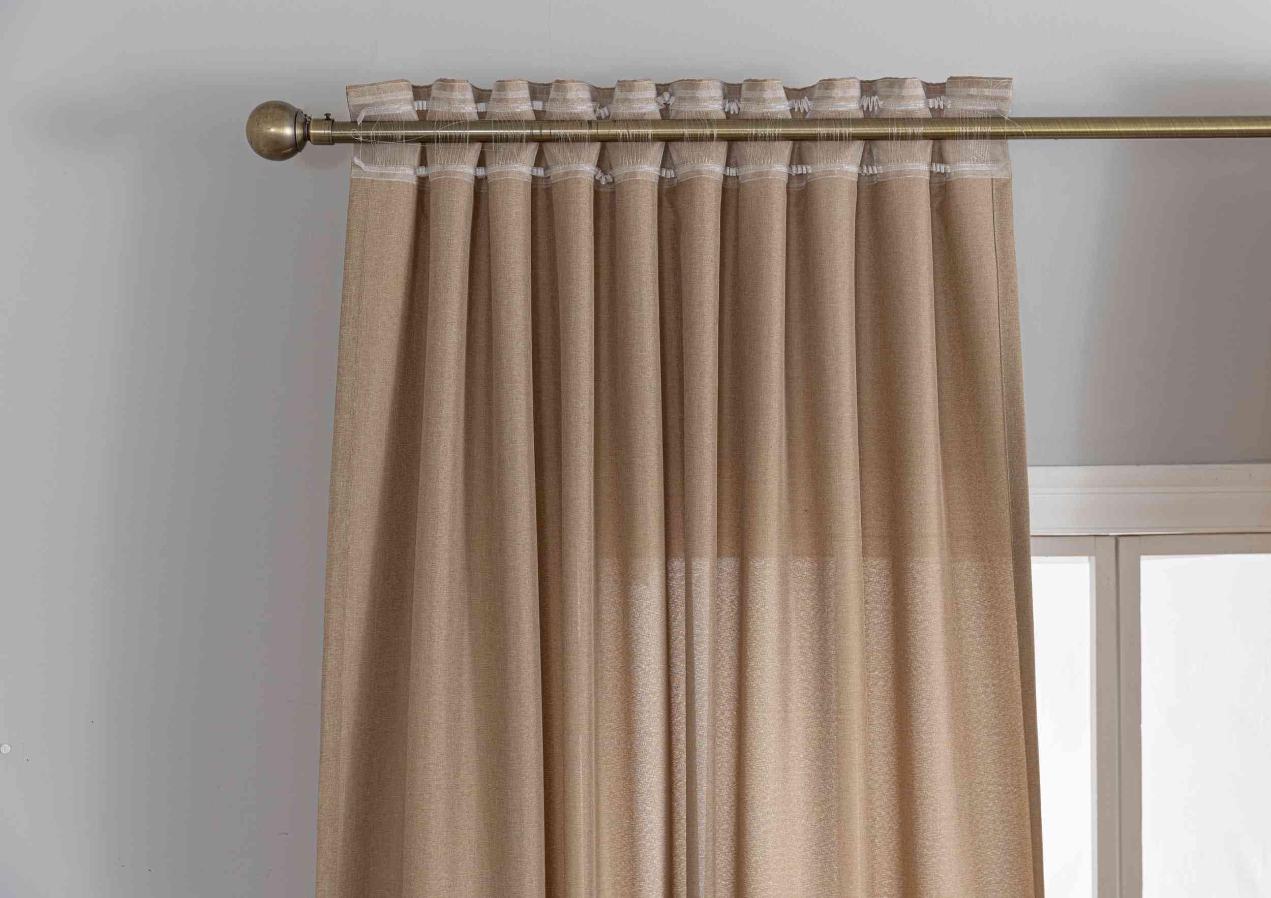 Gardinen-Set 3-teilig S Wien« | 2 Vorhänge Leinenoptik HxB 245x145 cm Taupe und 1 Voile Batist Store HxB 245x300 cm Weiß 1:2 Wellenband 2025100-110S1
