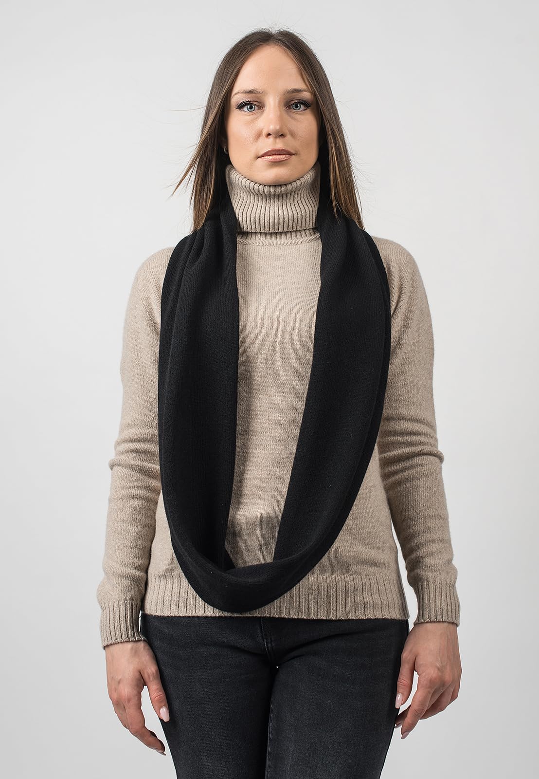 DALLE PIANE CASHMERE Sciarpa Chiusa Donna Cashmere Rigenerato | Sciarpa versatile per tutto l'anno, in cashmere rigenerato sostenibile, una bella idea regalo per lei e lui, Made in Italy