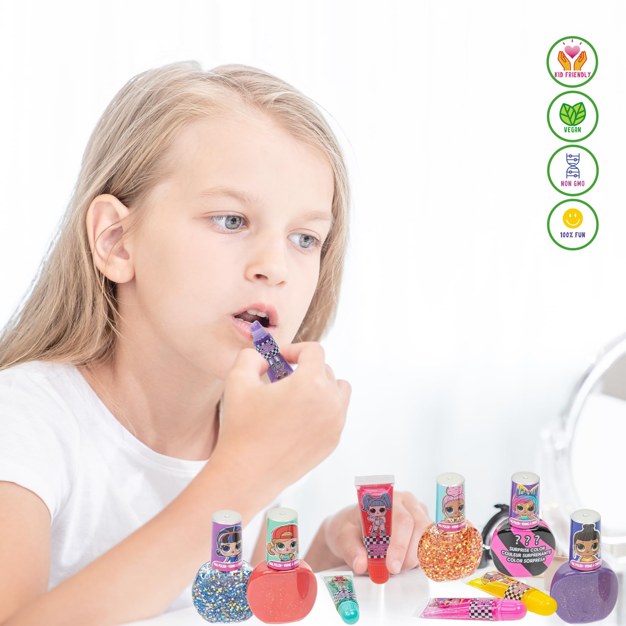 L.O.L Surprise! Townley Girl Makeup Set include lucidalabbra, smalto per unghie e adesivi per unghie per ragazze, dai 3 anni in su, perfetti per feste, pigiama party e makeover, 11 pezzi