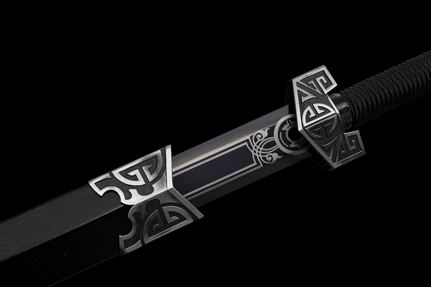 JIHPEN sword, Handmade Chinese Sword High Manganese Steel Not Sharp Black Blade Full Tang with Scabbard