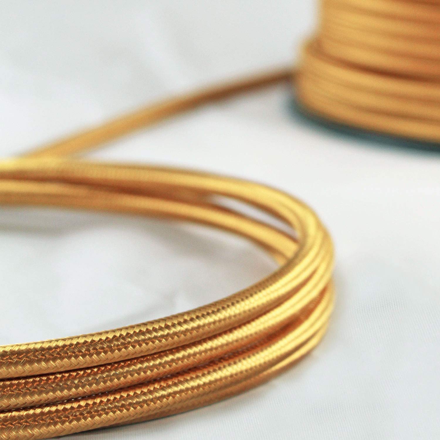 smartect Braided Cable, Gold, 2 Metres 2 Core Electrical Cable (2 x 0.75mm²) Vintage Fabric Electrical Wire for your DIY project - Image 2