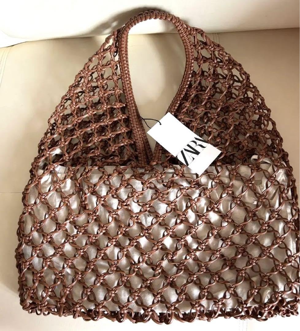 ZARA 編み込み トートバッグ 縦長 ブラウン ボルドー 巾着 ユニセックス 編み込み縦長トートバッグ - ボルドー | ZARA Japan / 日本