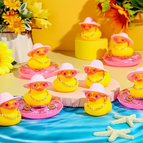 Miniatura 4 de Sotiff Mini patos de goma a granel para niños, lindo juguete de pato amarillo para tablero de instrumentos de automóvil, adornos de bañera con gafas