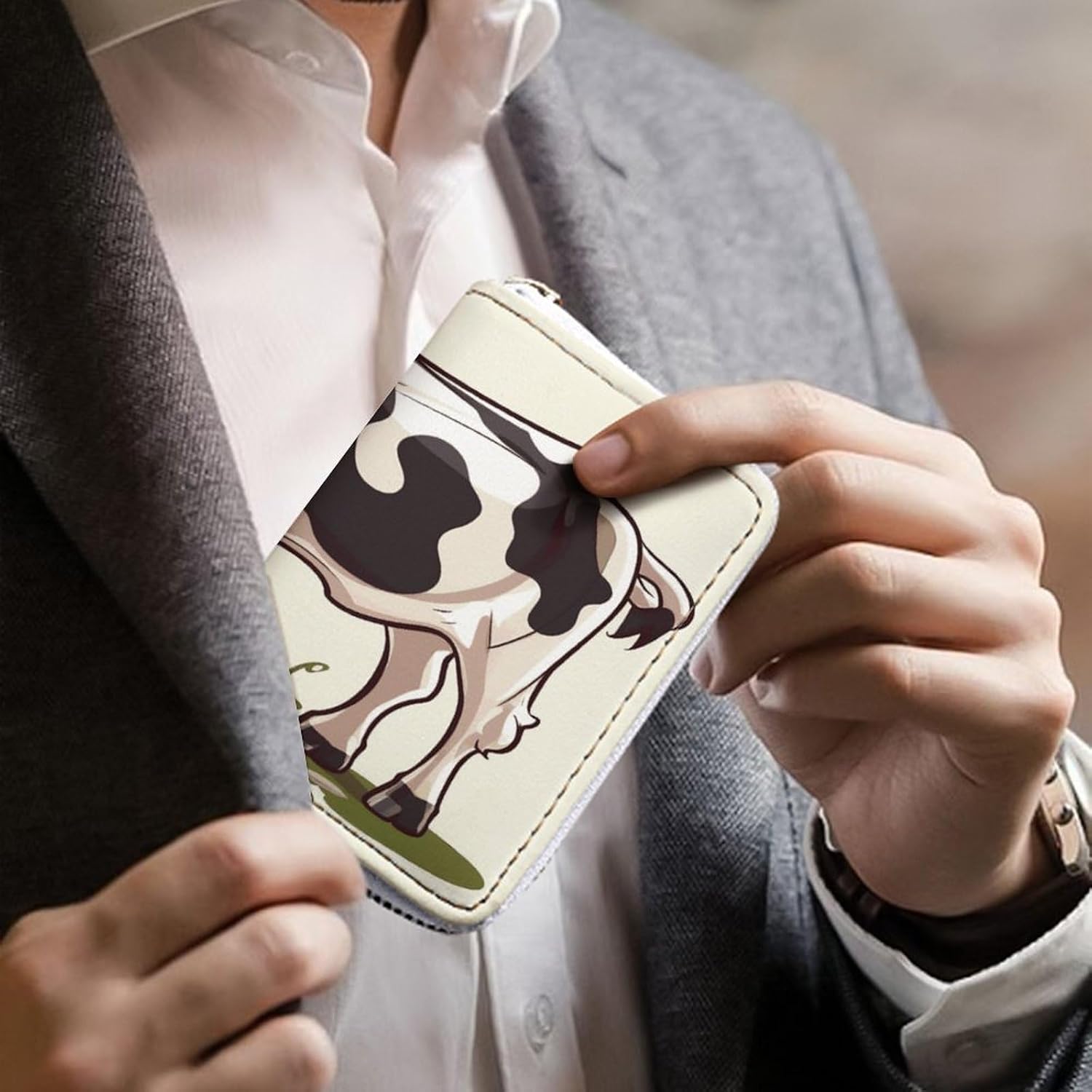 Dairy Cow Card Holder RFID Blocking,Credit Card Wallet for Women And Men,Card Case Organizer Bag with Zipper